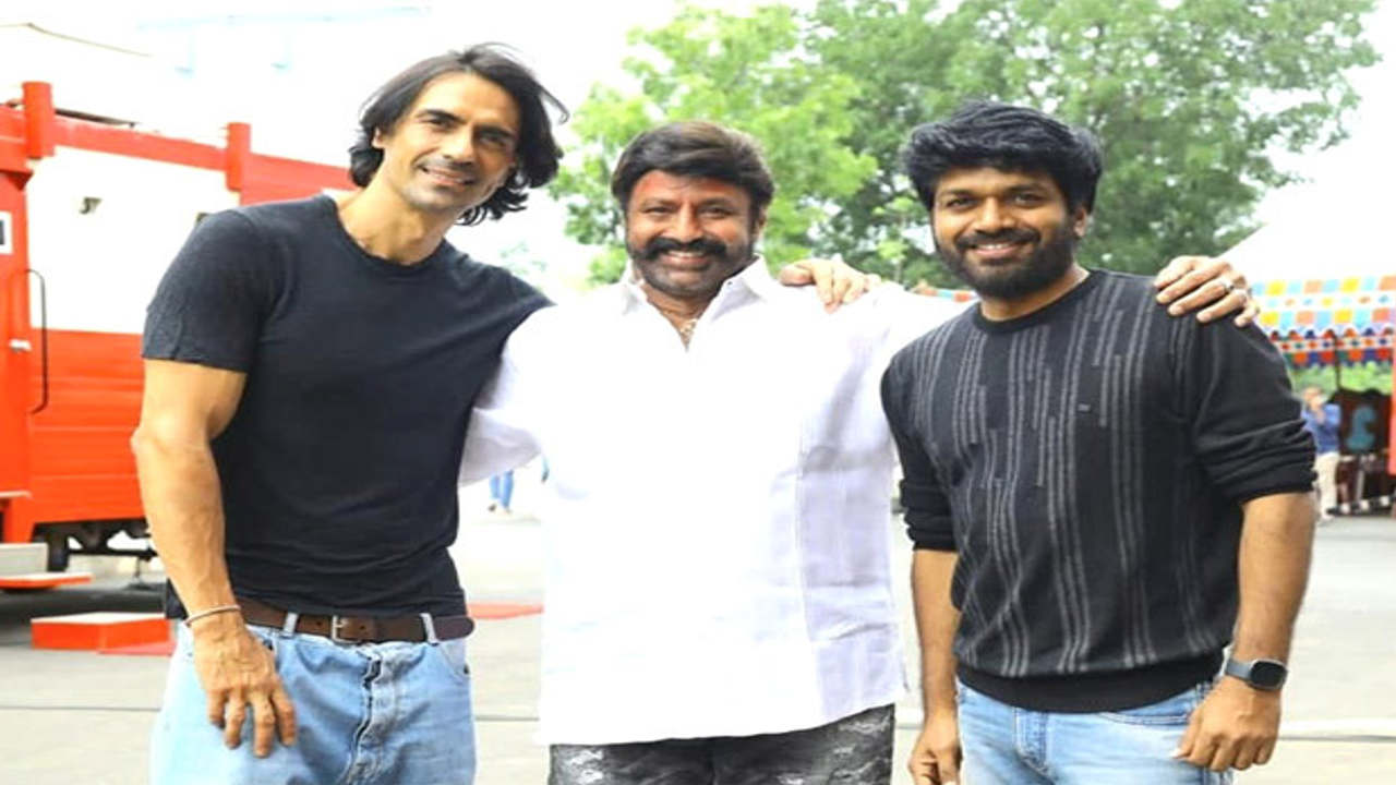 Arjun Rampal wraps up the shoot of Nandamuri Balakrishna led Bhagavanth Kesari